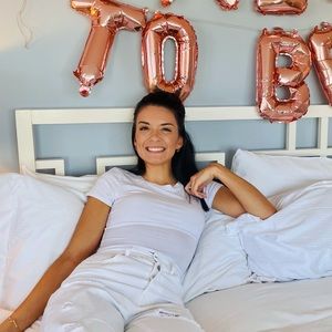 Meet your Posher, Kayla